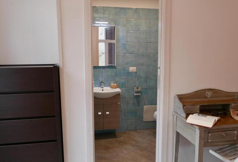 اتاق کلاسیک, B&b Da Ary Colorful Rooms