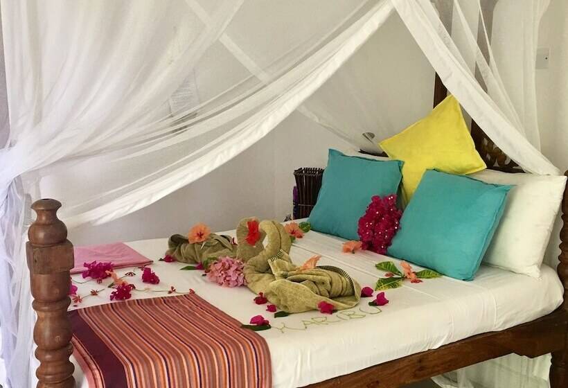 Номер Стандарт, Driftwood Beach Lodge