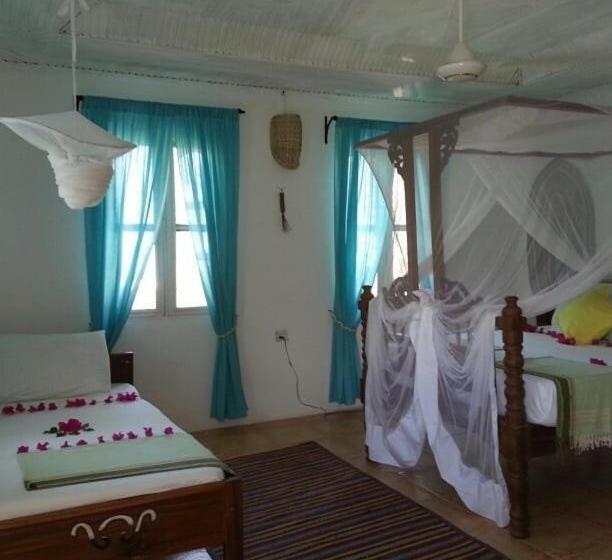 Номер Стандарт, Driftwood Beach Lodge