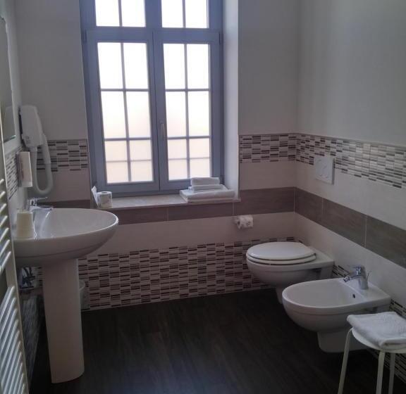 Chambre Standard Individuelle, Nuovo Albergo Operai