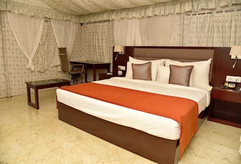خانه 1 خوابه, Pride Hotel & Convention Centre Indore