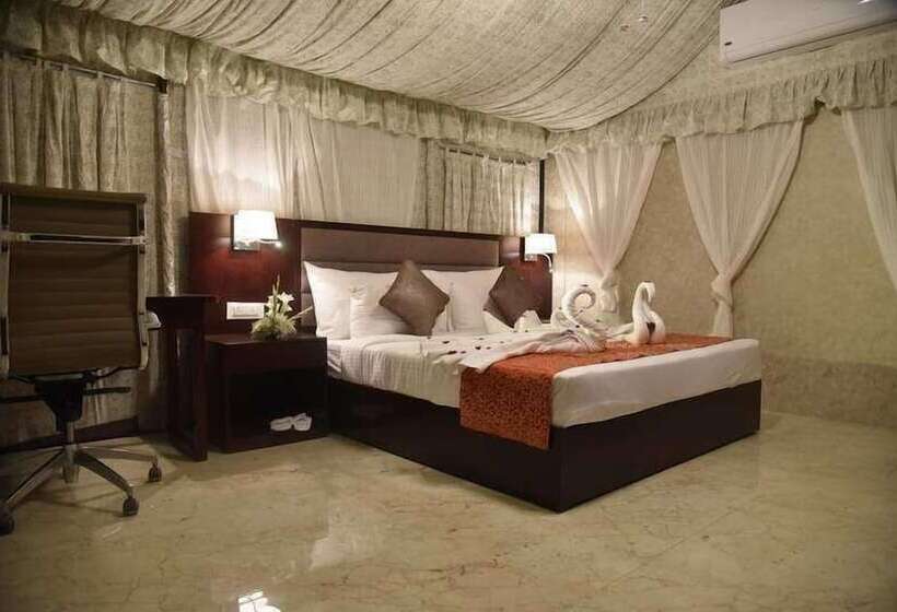 خانه 1 خوابه, Pride Hotel & Convention Centre Indore