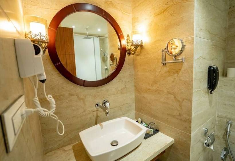 اتاق لوکس, Pride Hotel & Convention Centre Indore