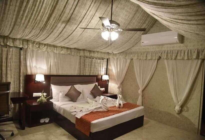 خانه 1 خوابه, Pride Hotel & Convention Centre Indore