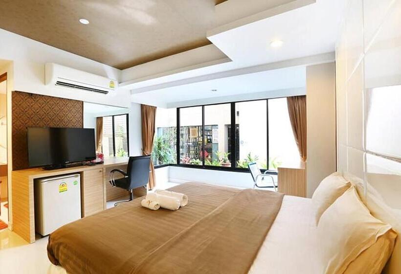 高级家庭房间, The Luxury Residence