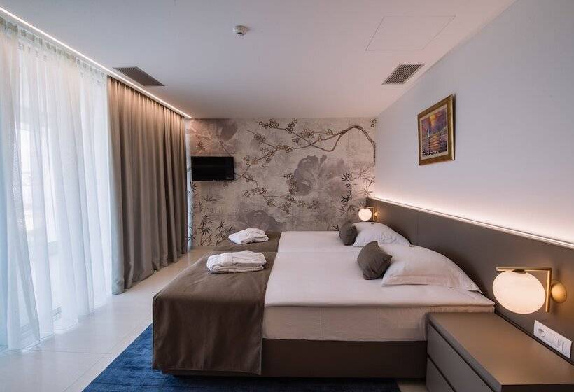 آپارتمان 1 خوابه با بالکن و چشم‌انداز دریا, Aparthotel Joel