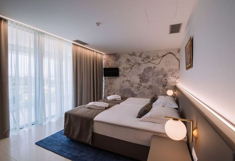 آپارتمان 1 خوابه با بالکن و چشم‌انداز دریا, Aparthotel Joel