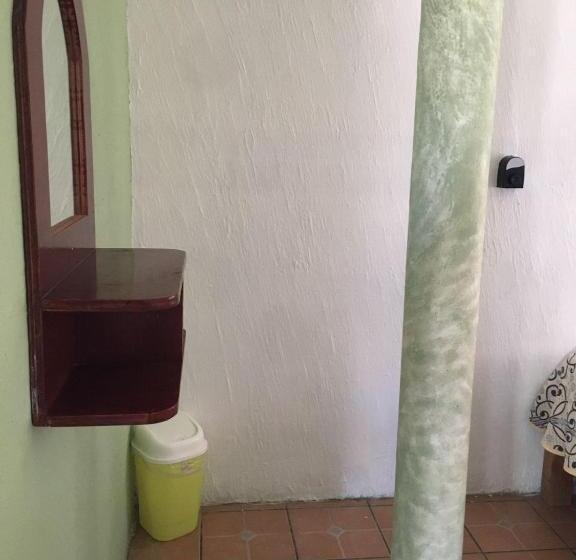Standaardkamer met Gedeelde Badkamer, Posada Las Graditas