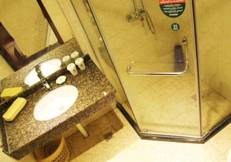 Номер Стандарт, Greentree Inn Shandong Qingdao Development District Sdust Express