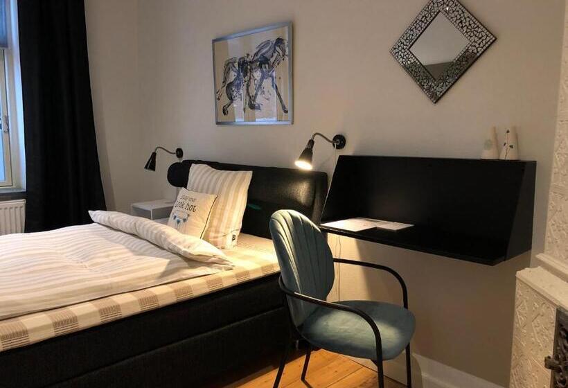 バス共有のスタンダードルーム, Davaa's Bed & Breakfast