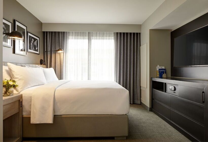 스탠다드 발코니 룸, Archer Hotel Boston/burlington