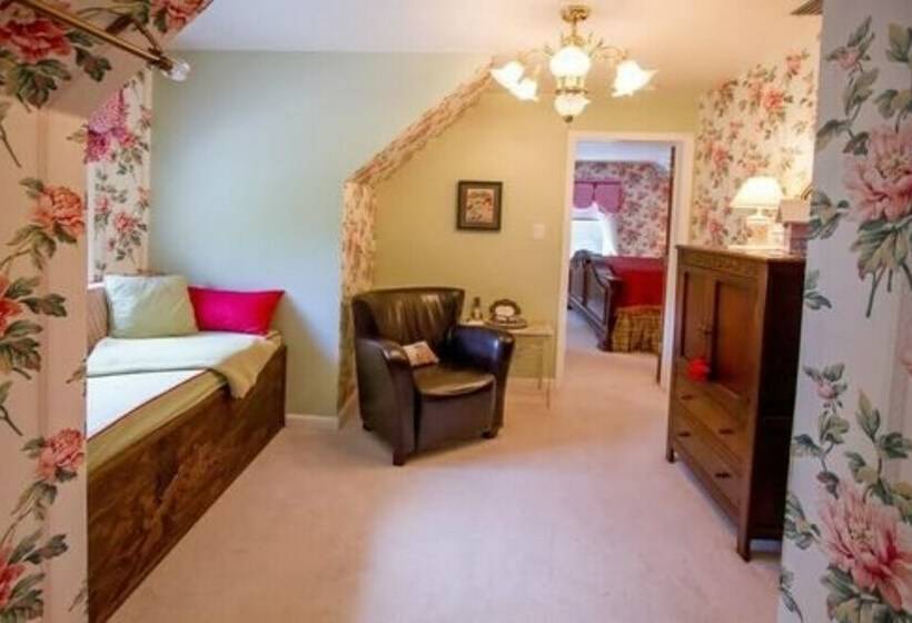 Номер Стандарт Двуспальная Кровать, Bald Mountain House Inn At The Wolf Laurel Resort