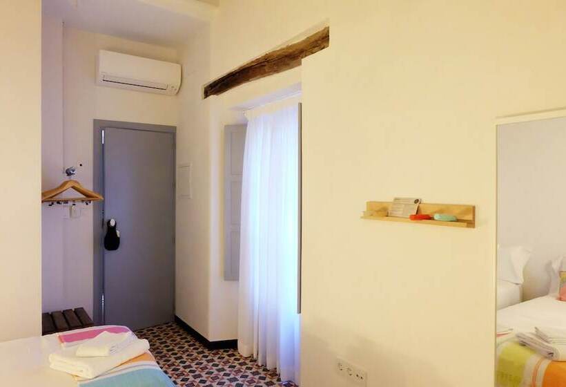 اتاق اکونومی, Casa De Huéspedes Santa Maria
