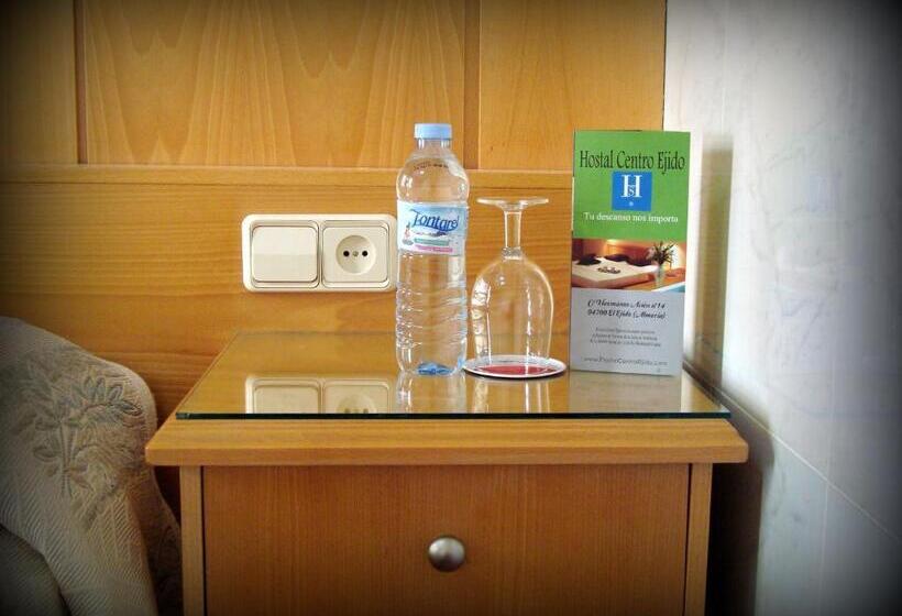 Номер Стандарт, Hostal Centro Ejido