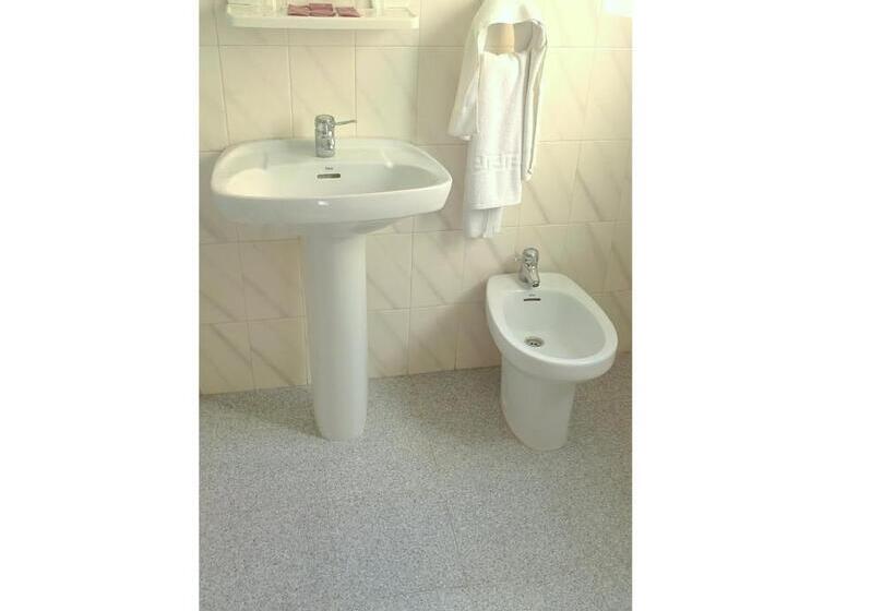 Номер Стандарт Трехместный, Hostal Centro Ejido