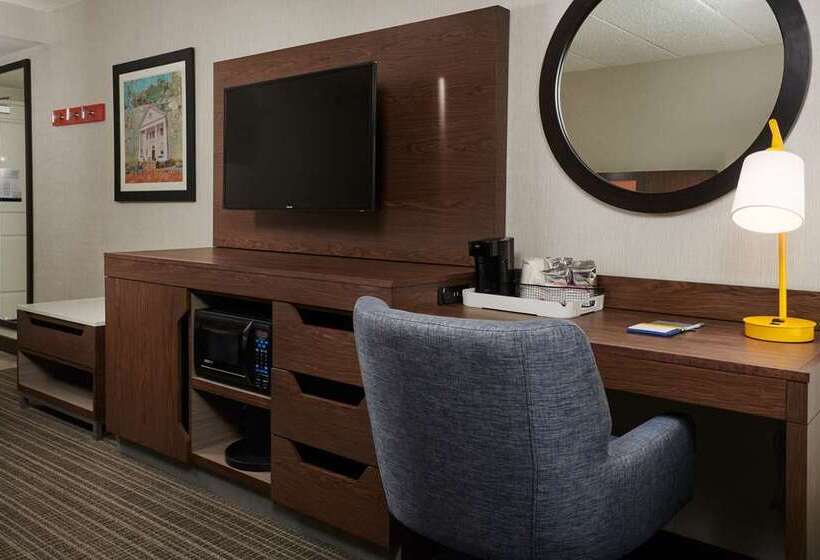Студия Стандарт, Hampton Inn San Marcos, Ca