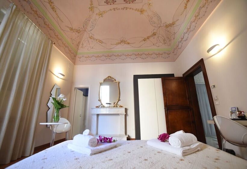 سوییت جونیور, Barone Liberty & Luxury Spa Boutique