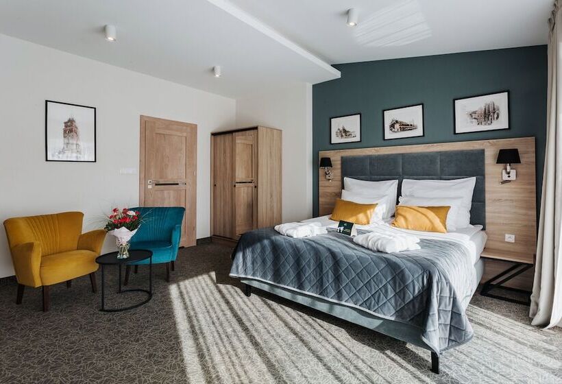 Quarto Deluxe, 32 Krakow Old Town