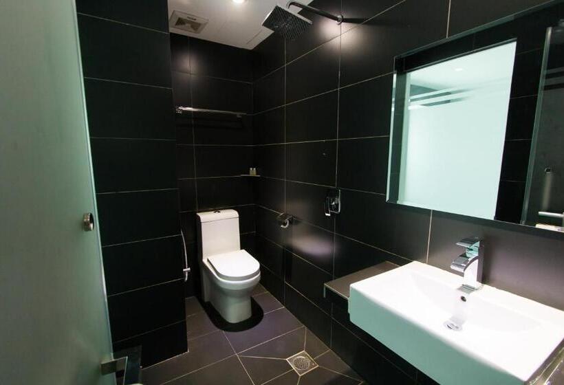 Quarto Superior, 99 Pusat Bandar Puchong