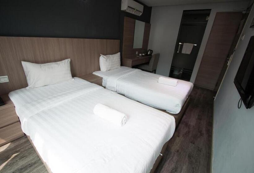 Номер Superior, 99 Pusat Bandar Puchong
