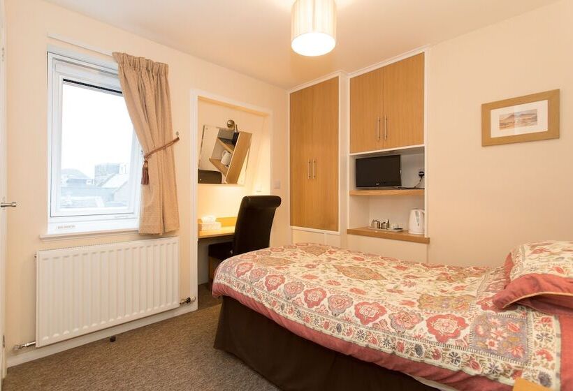Номер Стандарт Индивидуальный, Cedars Guest House