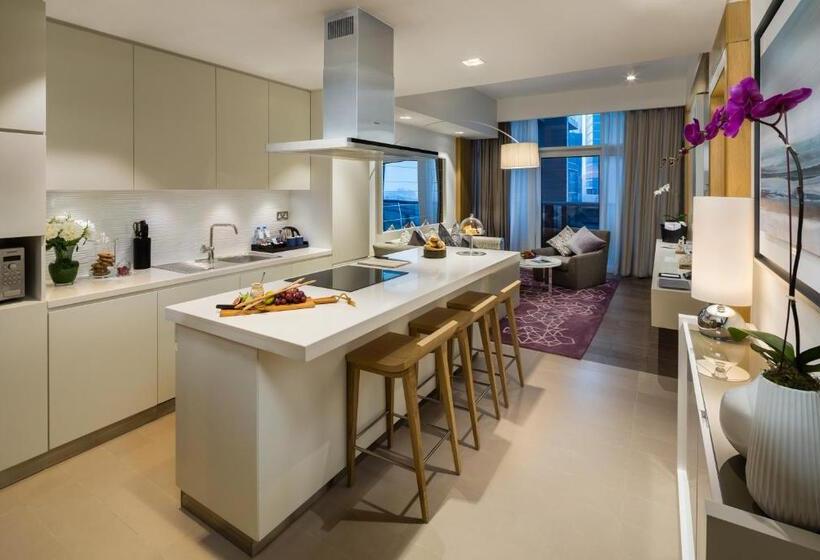 带1个卧室的带海景的公寓, Beach Rotana Residences