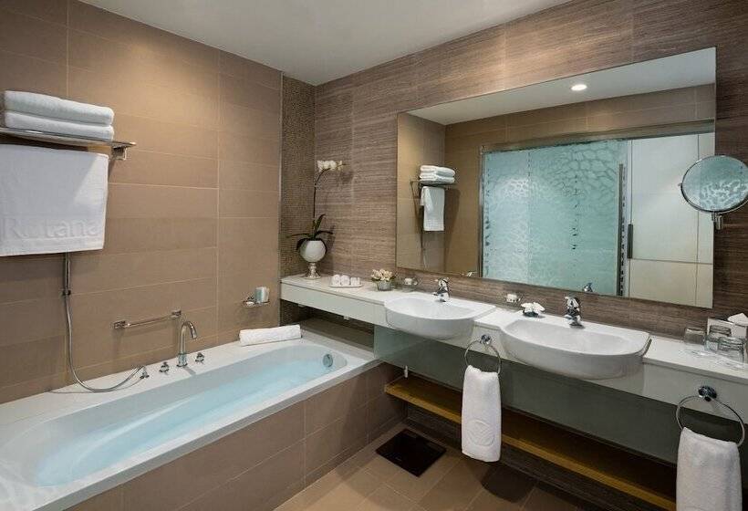 带1个卧室的带海景的公寓, Beach Rotana Residences