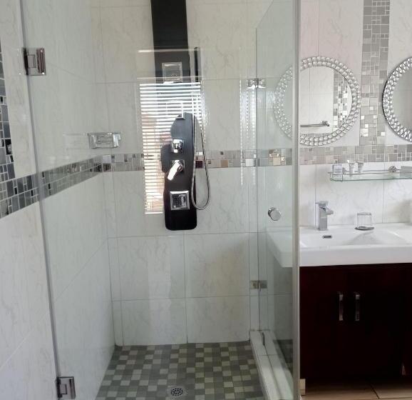 스위트, Estoby Executive Guest House