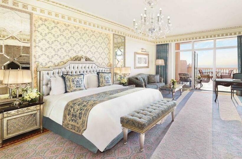 Номер Deluxe, Raffles The Palm