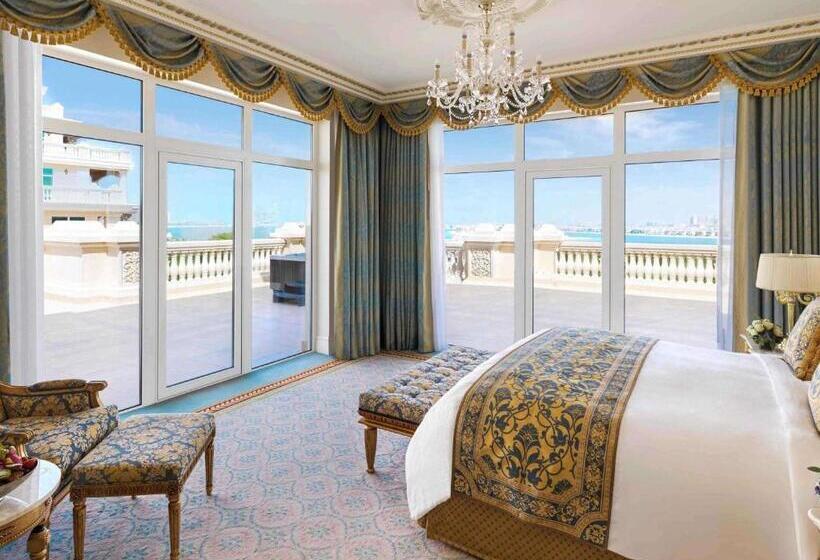 Номер Клуб с Террасой, Raffles The Palm