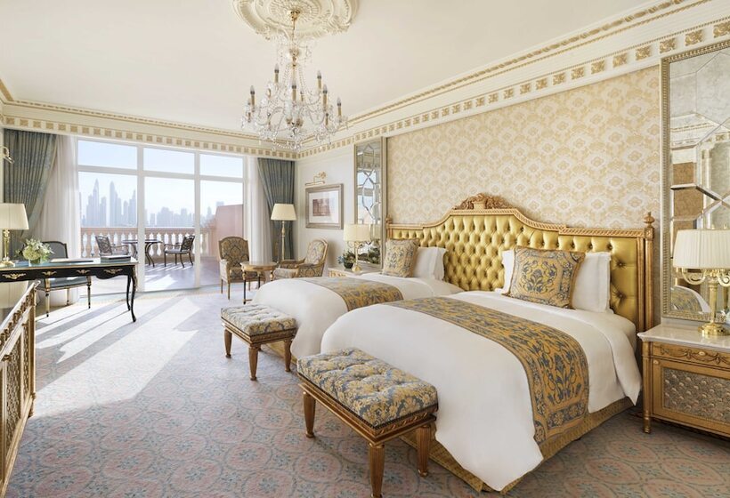 Номер Премиум, Raffles The Palm