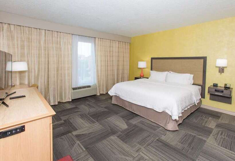 장애인을 위한 스탠다드 룸, Hampton Inn & Suites Xenia Dayton