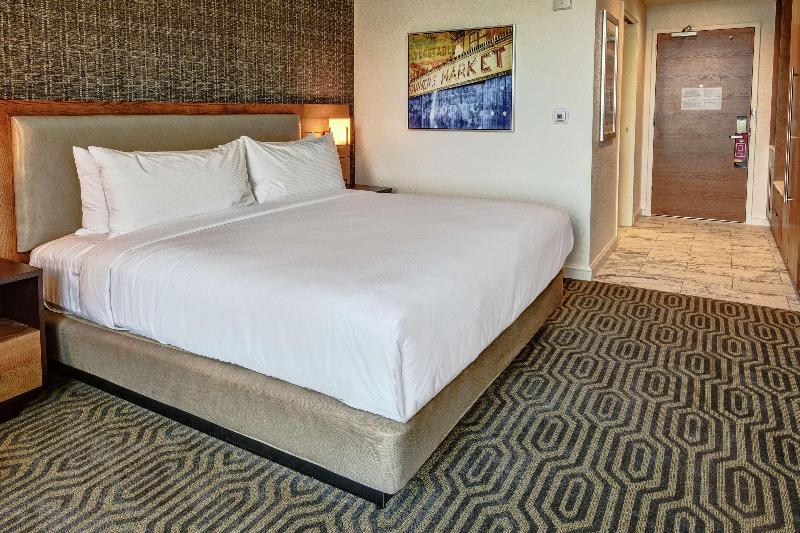 Номер Executive Кровать Кинг, Hilton Franklin Cool Springs