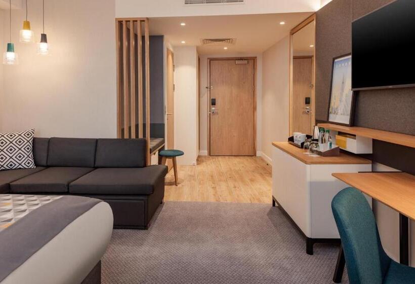 اتاق استاندارد, Holiday Inn London Heathrow   Bath Road, An Ihg