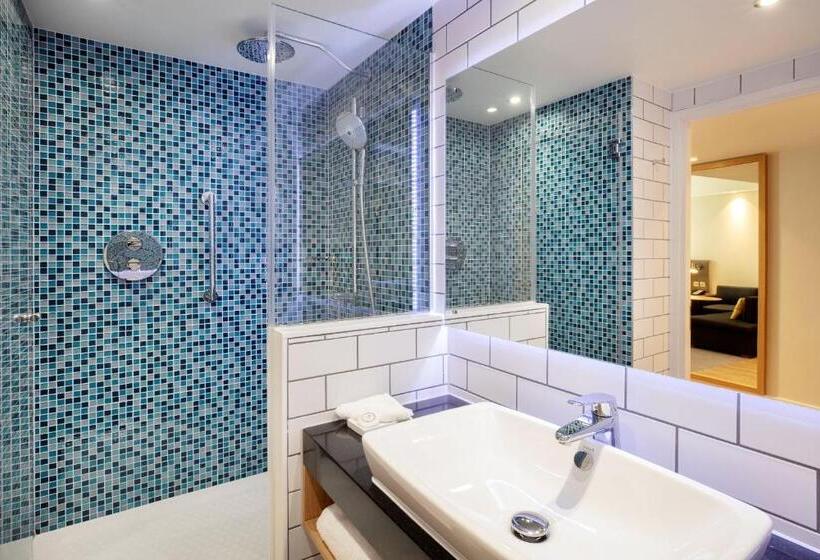 اتاق لوکس با تخت بزرگ, Holiday Inn London Heathrow   Bath Road, An Ihg