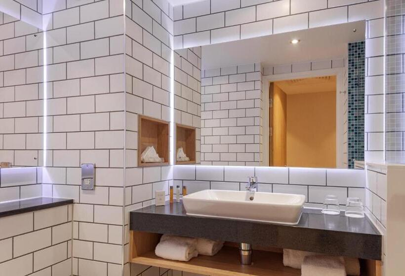 اتاق لوکس با تخت بزرگ, Holiday Inn London Heathrow   Bath Road, An Ihg