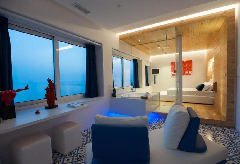 سوییت با چشم‌انداز دریا, Aquaboutique Wellness&spa