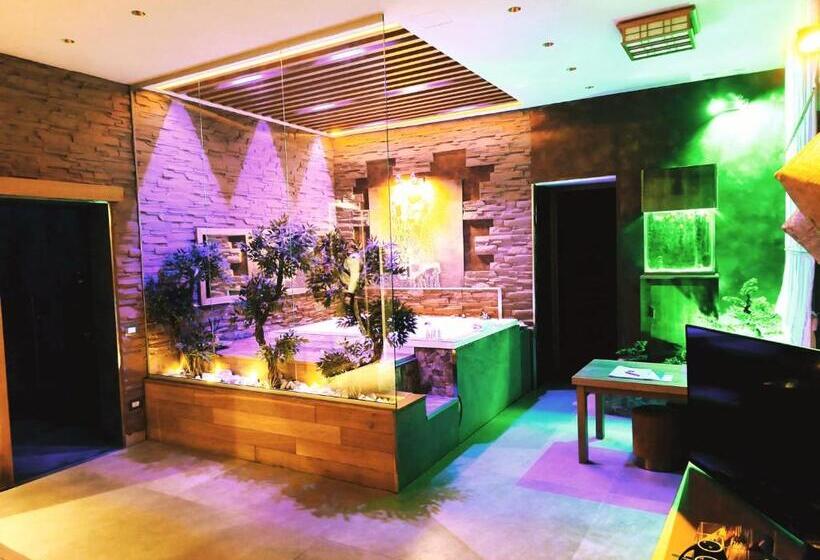 سوییت لوکس, Aquaboutique Wellness&spa