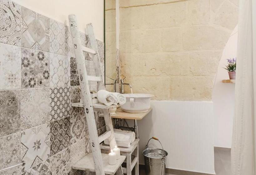 اتاق استاندارد اینتریور, Hydria Rooms