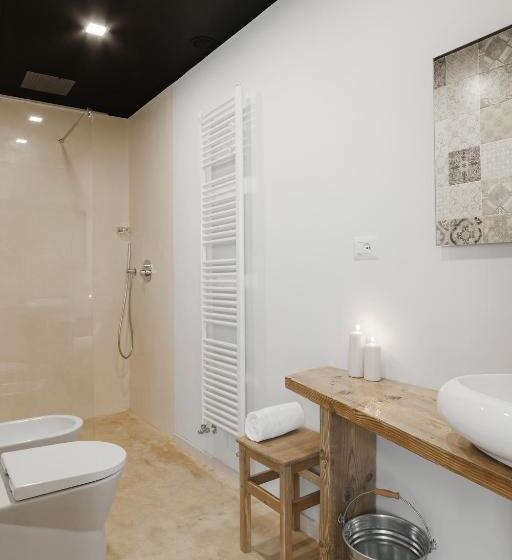 اتاق لوکس سه تخته, Hydria Rooms