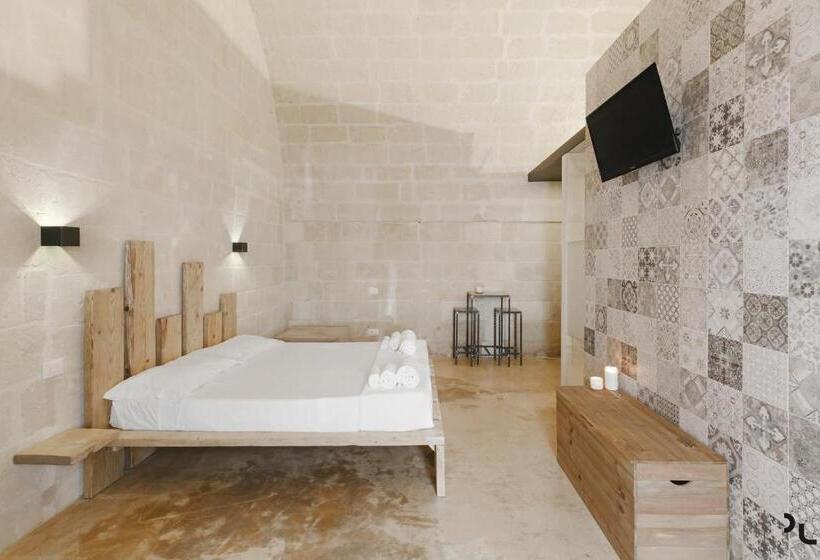 اتاق لوکس سه تخته, Hydria Rooms