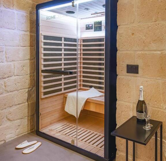 سوییت, Hydria Rooms