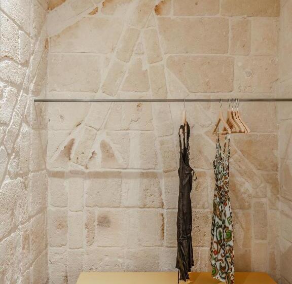 سوییت جونیور, Hydria Rooms