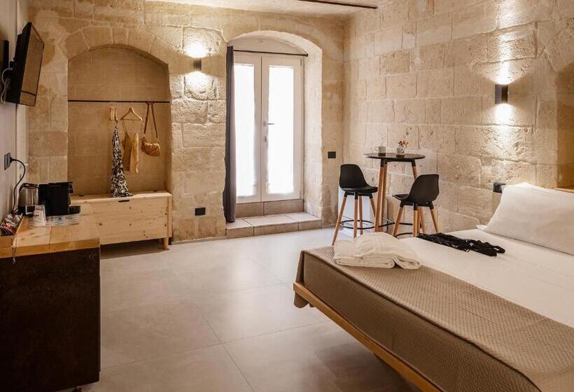 سوییت جونیور لوکس, Hydria Rooms