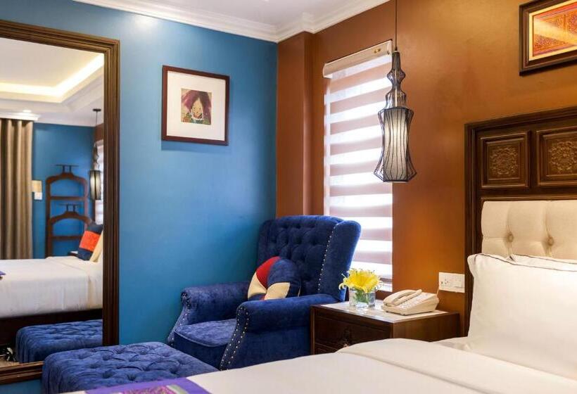 اتاق خانوادگی تودرتو, Eden Boutique Hotel & Spa