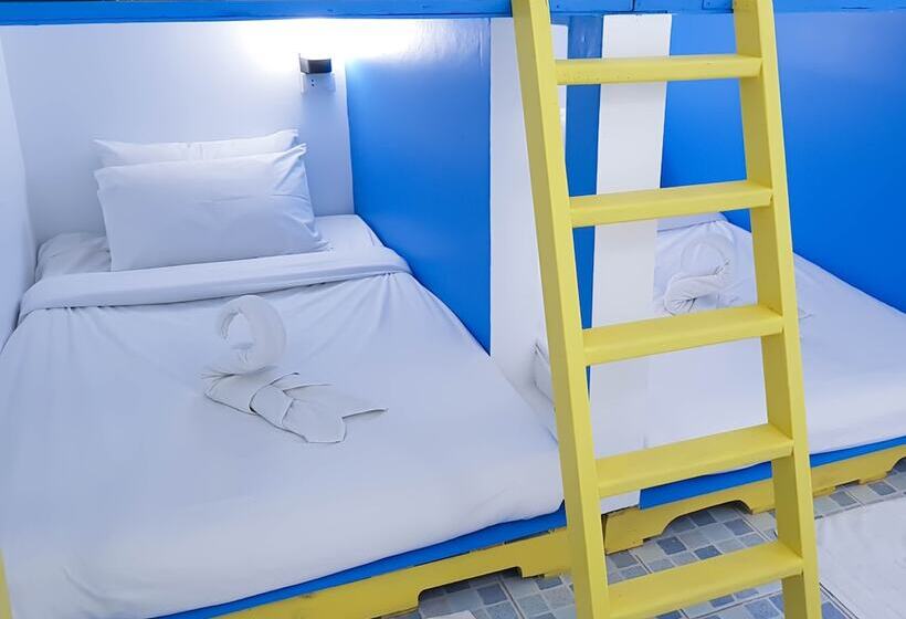 اتاق خانوادگی با سرویس بهداشتی مشترک, Hua Hin Night Market Hostel