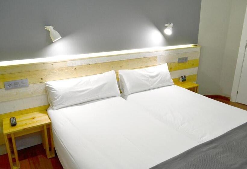 Cameră Standard, Alda Centro Ponferrada