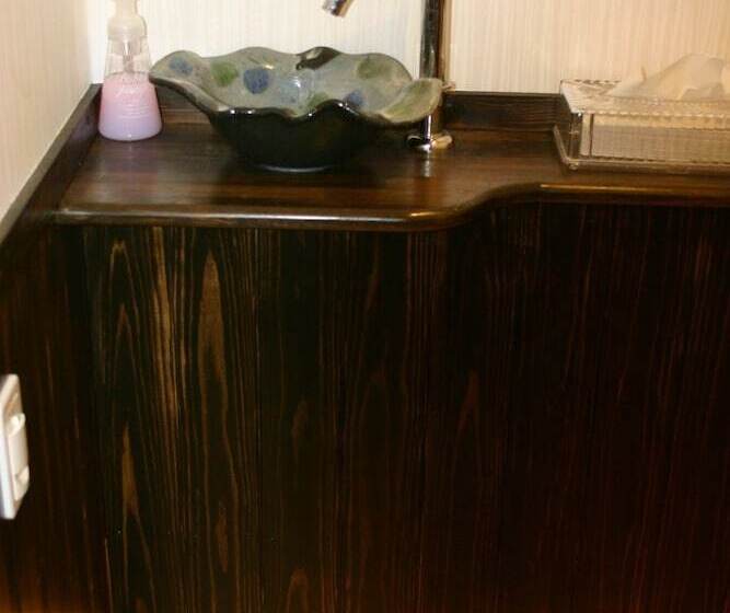 تختخواب در اتاق مشترک, Guest House M104 Kagoshima