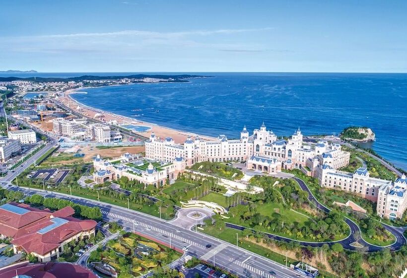 Номер Deluxe, Hilton Dalian Golden Pebble Beach Resort