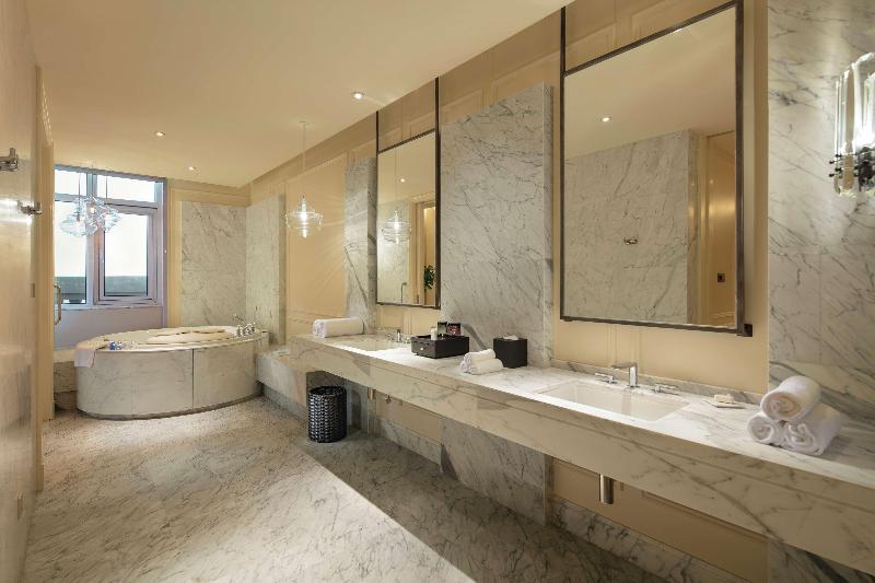 Президентский Люкс, Hilton Dalian Golden Pebble Beach Resort